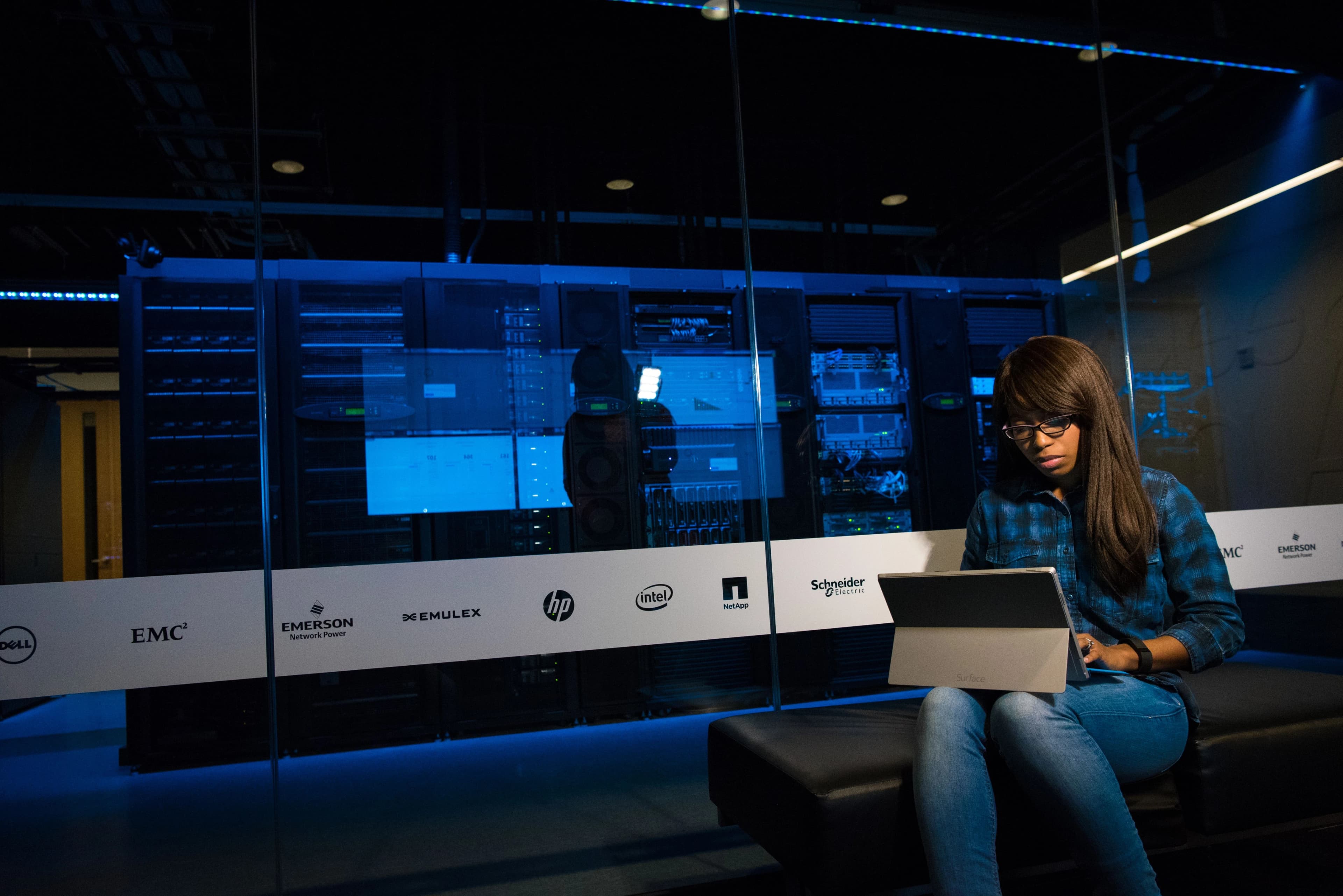 Team designing a cloud data engineering platform